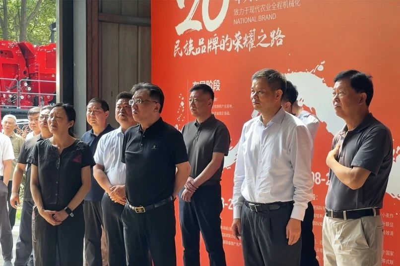镇江市委副书记莅临沃得农机调研：聚焦农机装备高质量发展